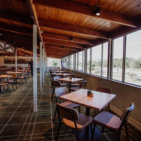 Wallaby Hotel Mudgeeraba Eksteriør billede