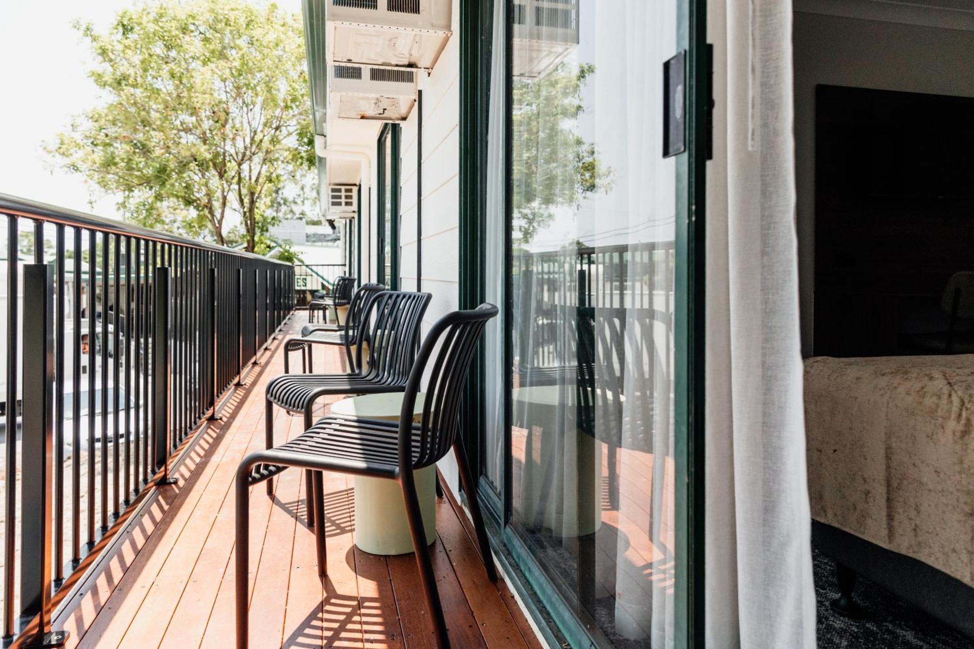 Wallaby Hotel Mudgeeraba Eksteriør billede